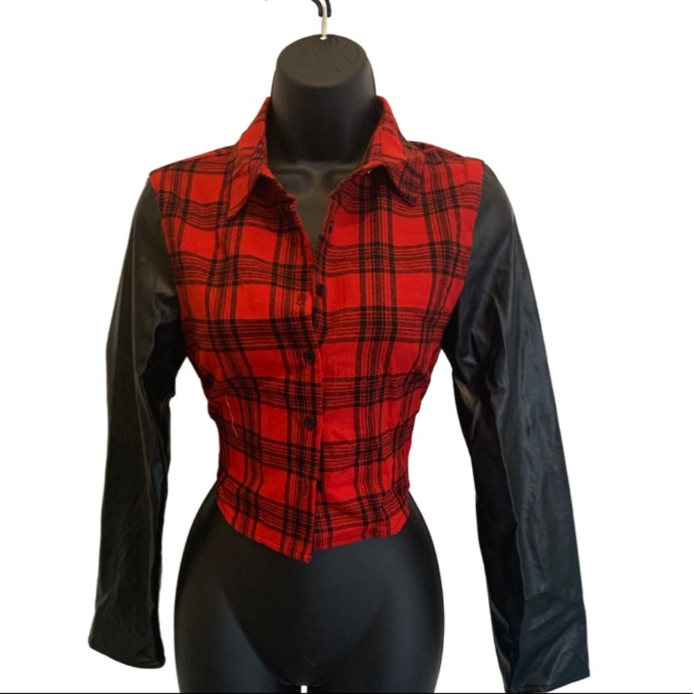 Fashion nova long sleeve plaid top